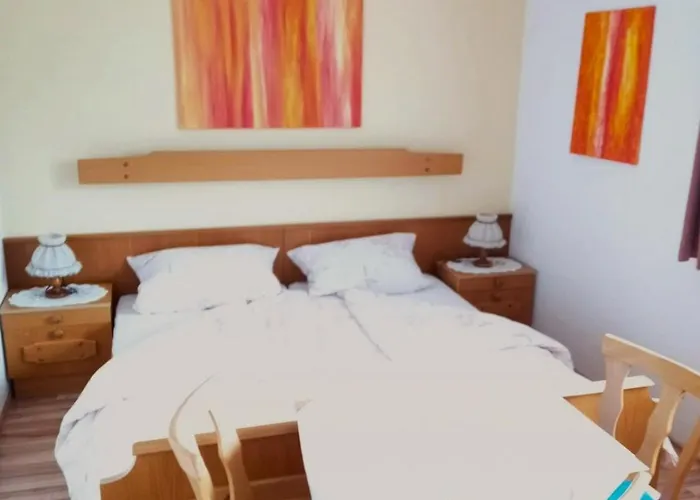 Haus Christof Private Naehe Woerthersee Und Ossiacher Lejlighed